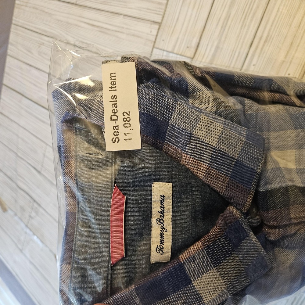 Tommy Bahama Shirt Mens 3XL Blue Plaid Short Sleeve Button Down Casual Pocket - Picture 7 of 7